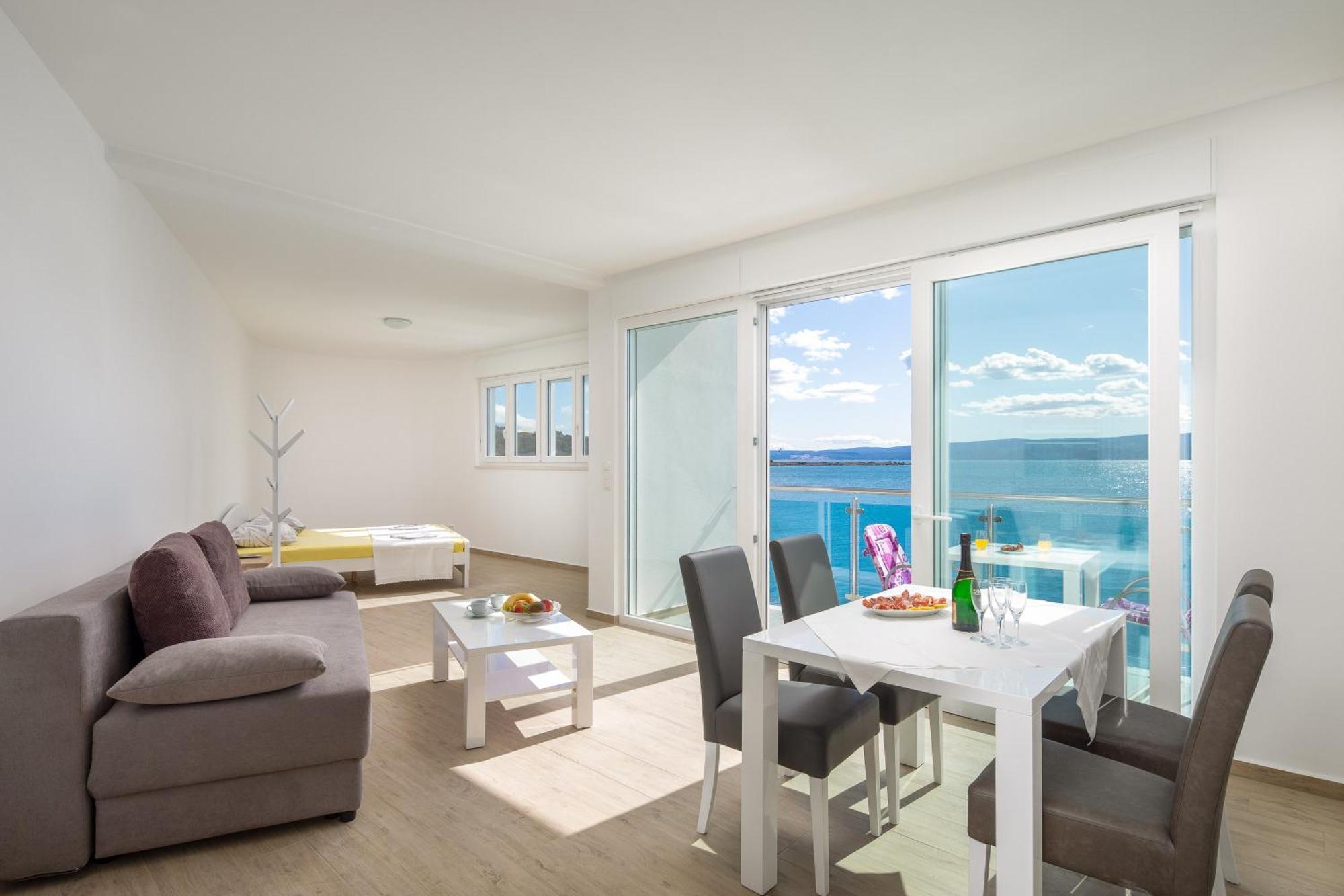 Blue Wonder Apartments Dugi Rat Kültér fotó